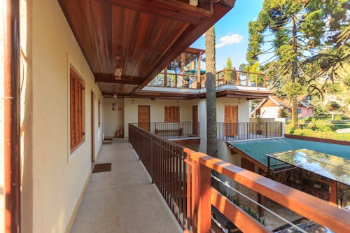 Free Modern Villa with Terrace and Balcony in Perspective Stock Photo