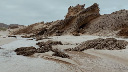 Δωρεάν στοκ φωτογραφιών με ακτή, άμμος, βράχια