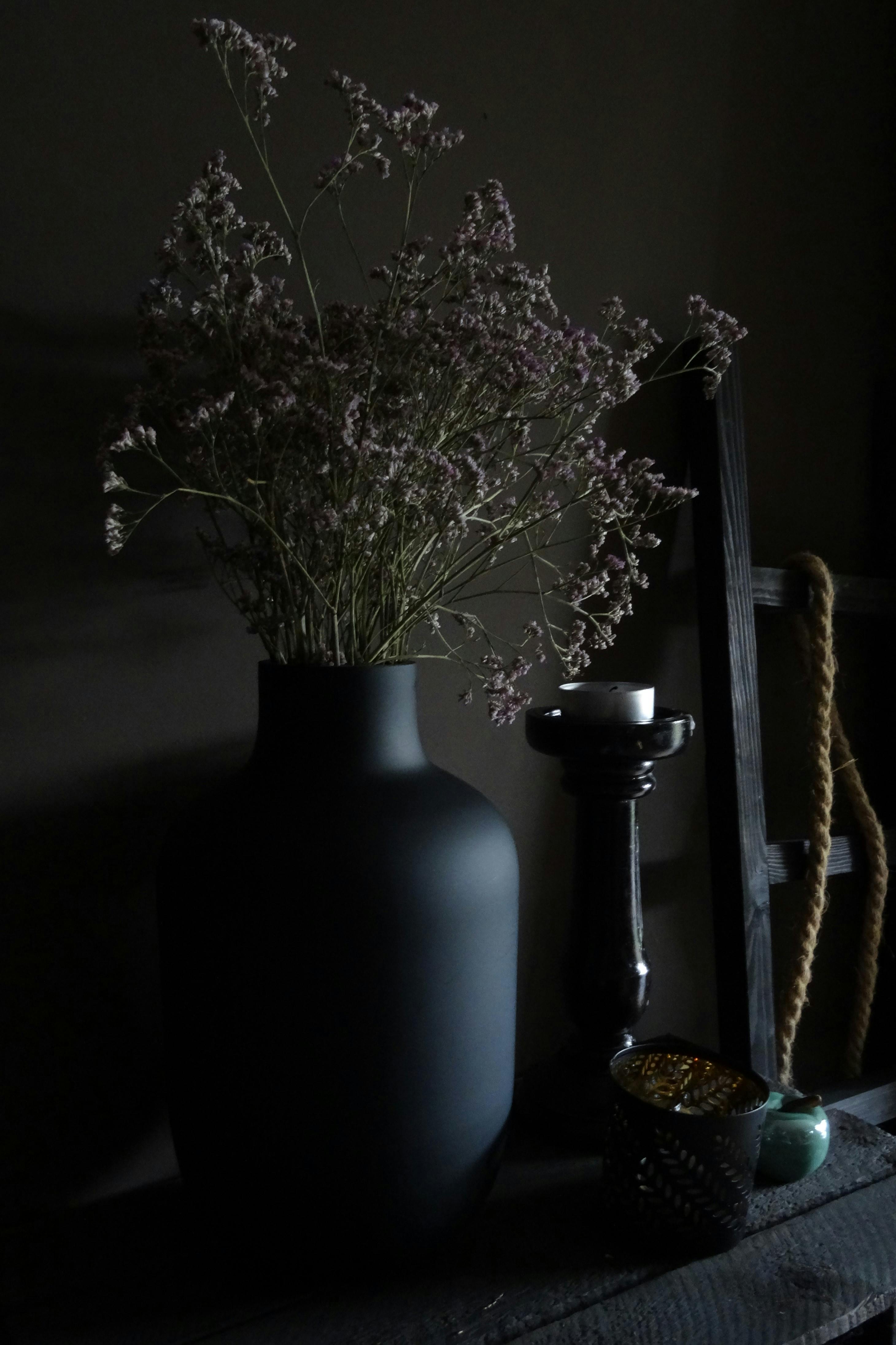 Placeholder image used to represent products being showcased in featured categories banner. 3 out of 3