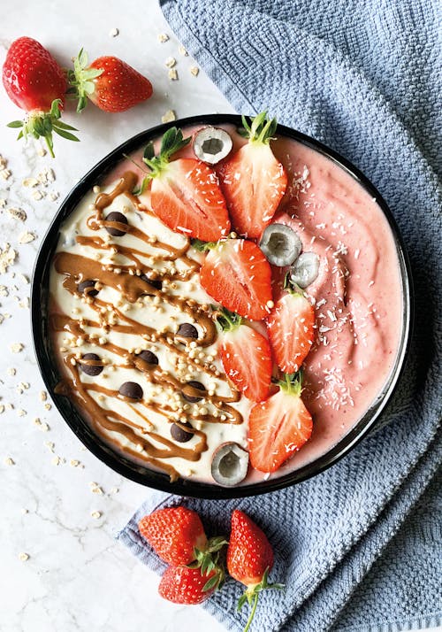 Sweet Cream with Strawberries and Chocolate