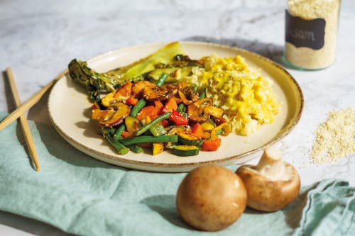 Pasta with Vegetables and Champignons