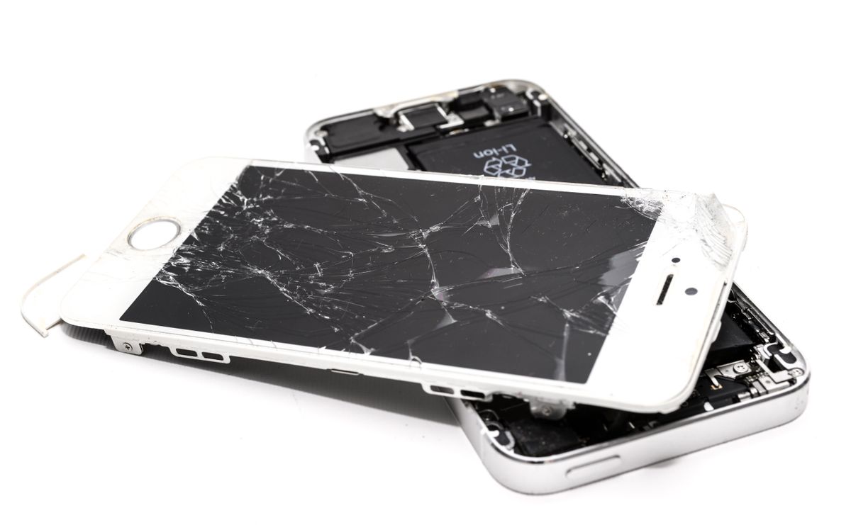 Cracked phone screen repair at SpeedJOBS Calgary