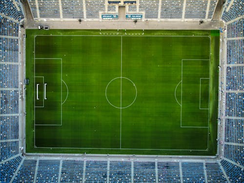 Darmowe zdjęcie z galerii z boisko piłkarskie, fotografia lotnicza, stadion