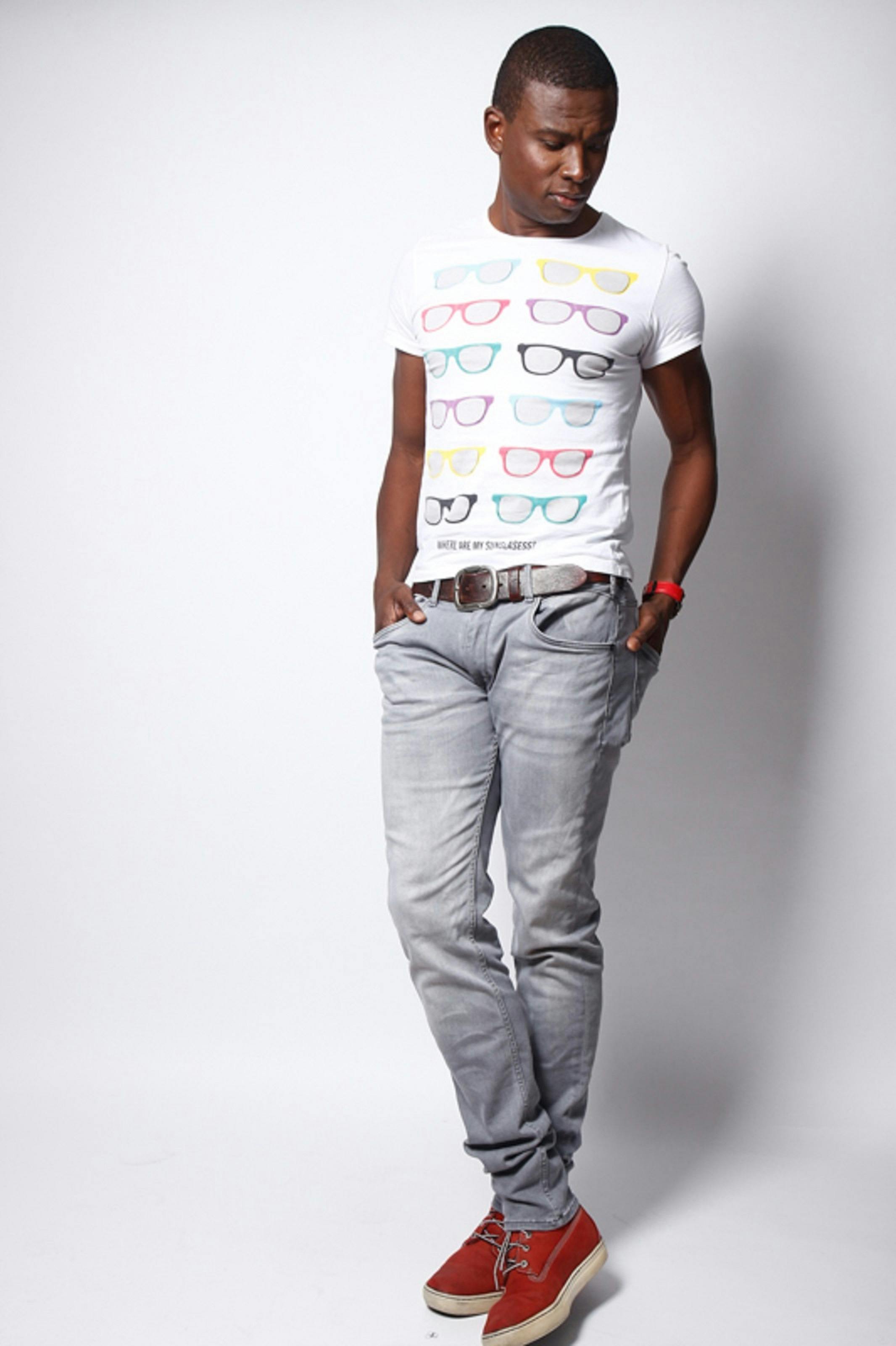 Man Wearing White Crew Neck T Shirt And Gray Pants Outfit Free