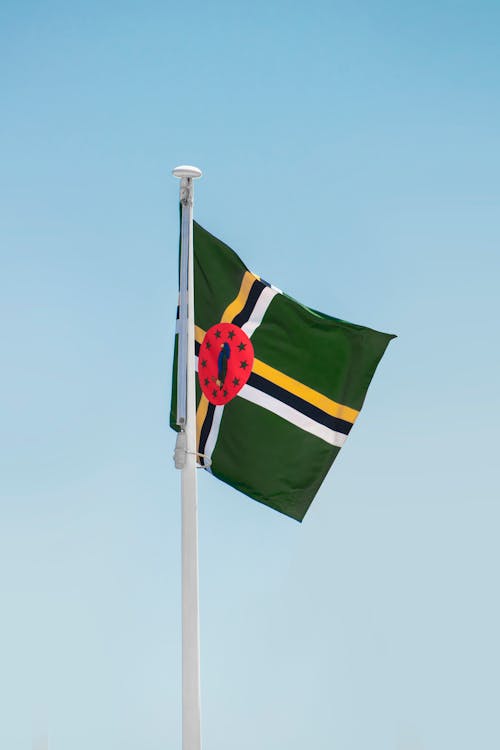 Ilmainen kuvapankkikuva tunnisteilla dominican lippu, lippu, pystysuuntainen laukaus Kuvapankkikuva