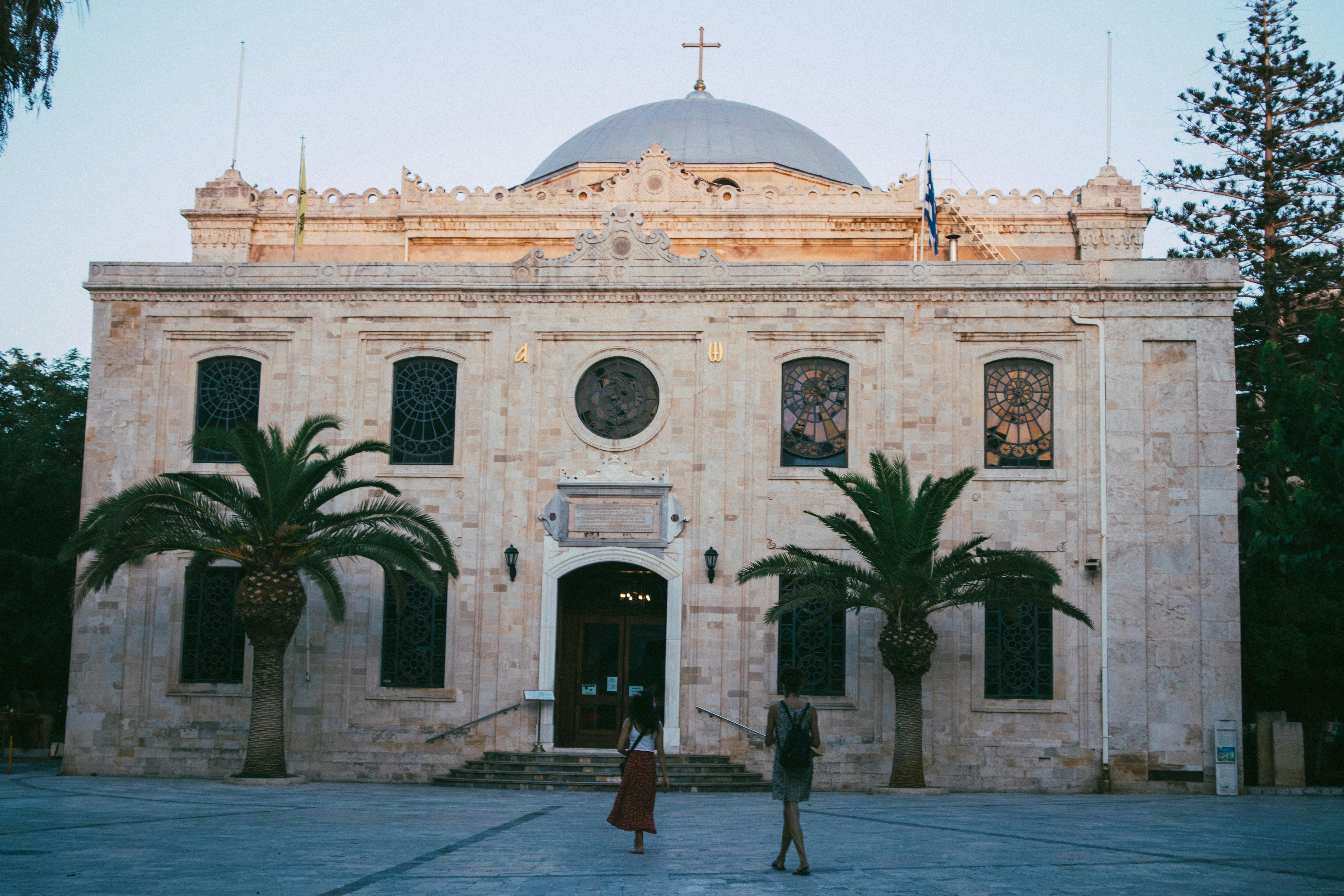 Wat te doen in Heraklion – een gids vol leven en verhalen