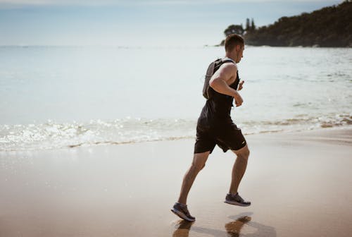 Foto d'estoc gratuïta de adequat, aigua, atleta