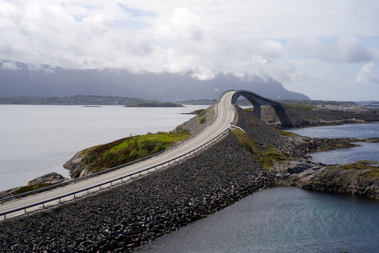 Atlantic Ocean Road Under White Sky