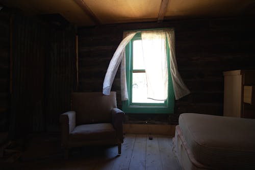 방, 버려진, 안락의자의 무료 스톡 사진
