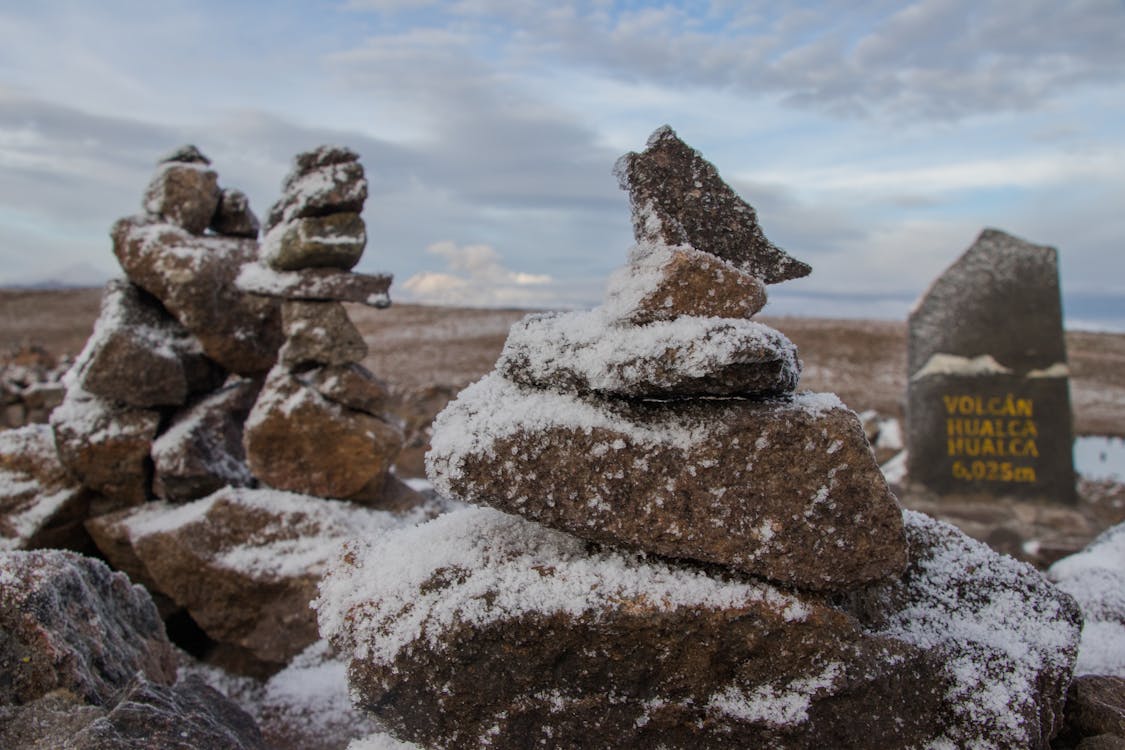 Snow Frost on Balance Rocks · Free Stock Photo
