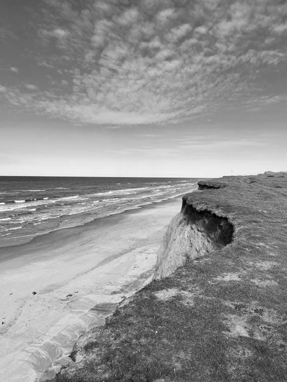 Free Grayscale Photo of Lokken, Denmark Stock Photo