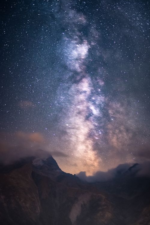 Free Breathtaking view of the Milky Way over alpine mountains, a perfect blend of nature and astronomy. Stock Photo