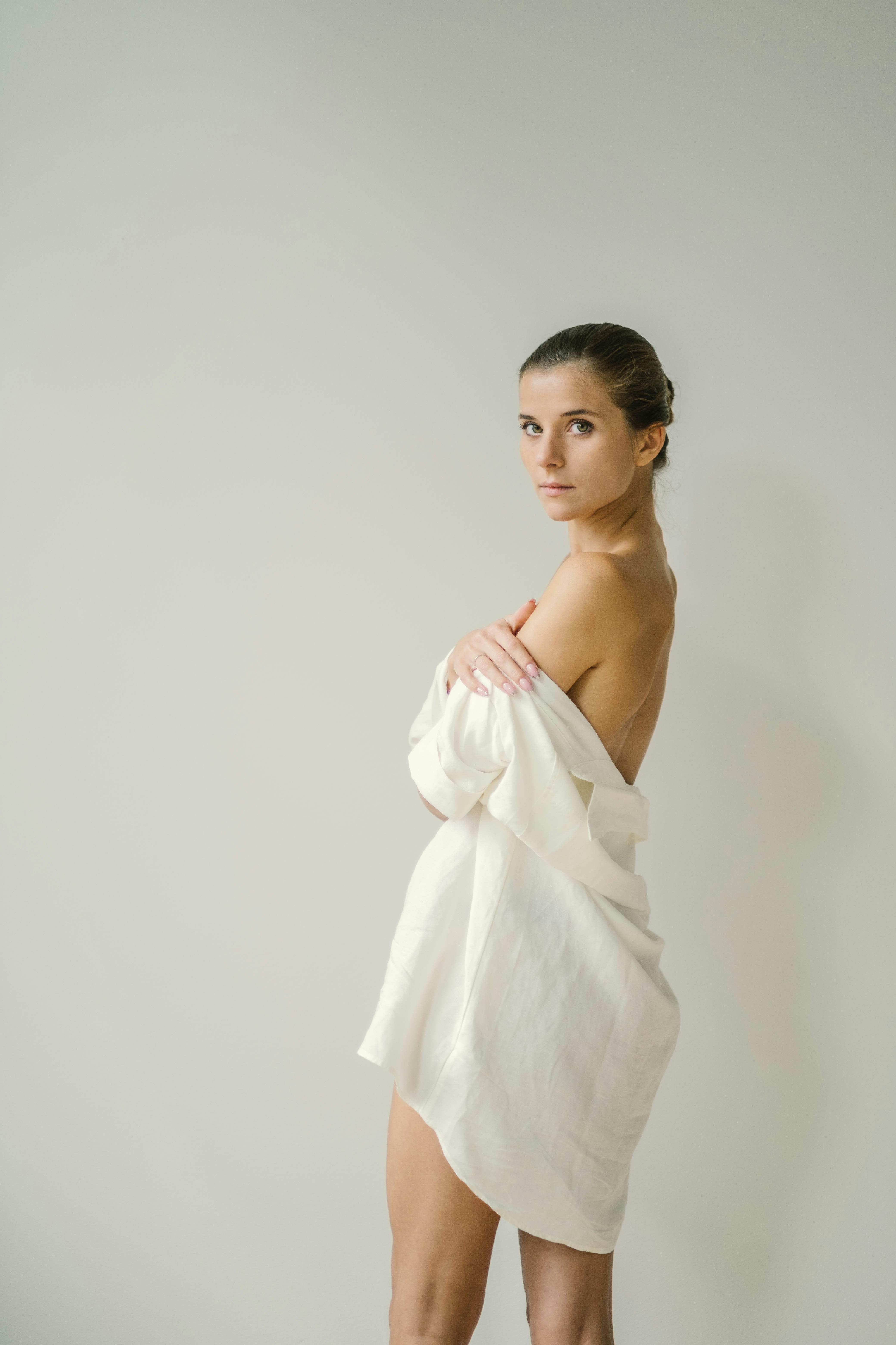 Naked Women Wallpaper Photos, Download The BEST Free Naked Women Wallpaper Stock Photos & HD Images