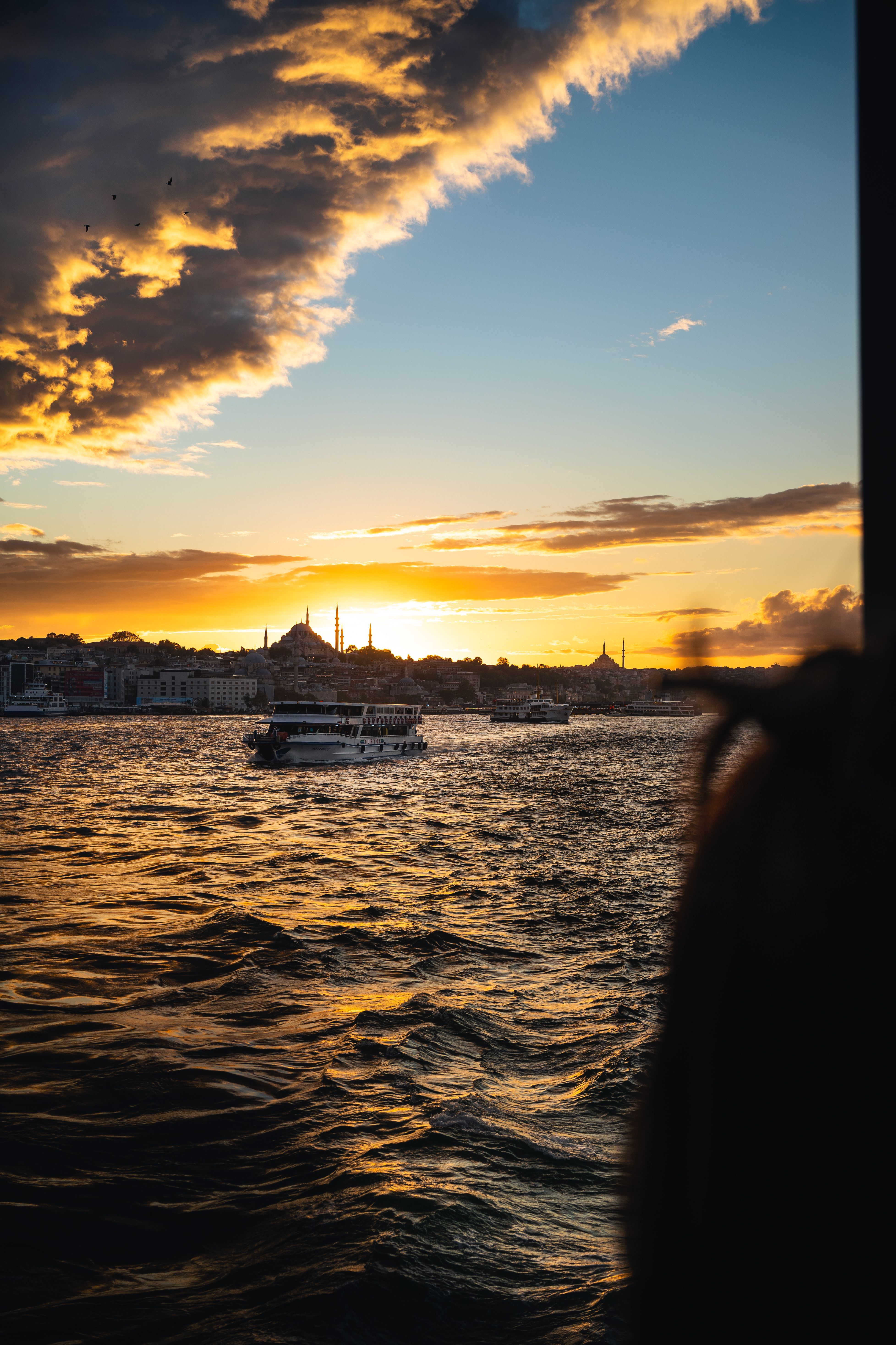 Boats Sailing in the Ocean During Golden Hour · Free Stock Photo