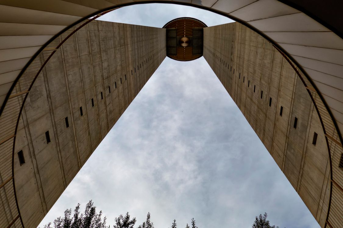 Low Angle View of the Intempo Building · Free Stock Photo