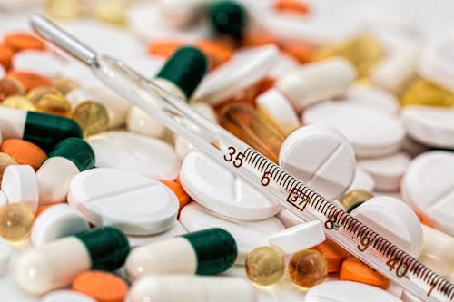 Kostnadsfri bild av antibiotika, apotek, behandling