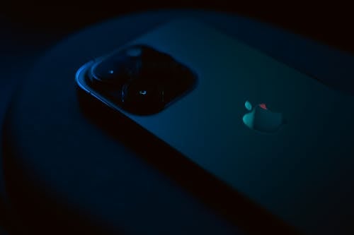Free Back of a Apple iPhone Pro Stock Photo