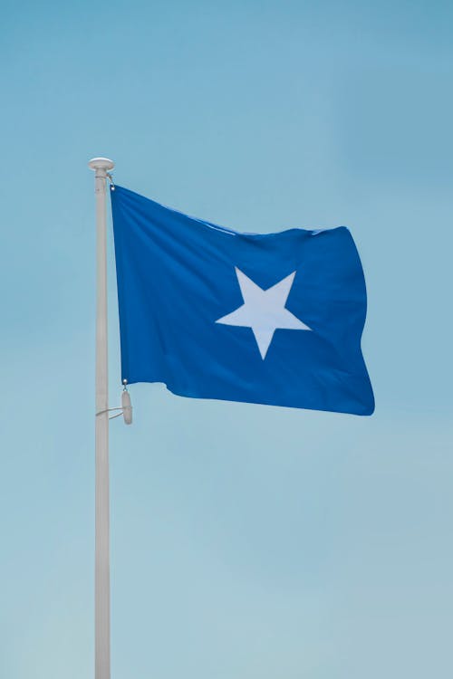 Photos gratuites de ciel bleu, drapeau, drapeau de la somalie