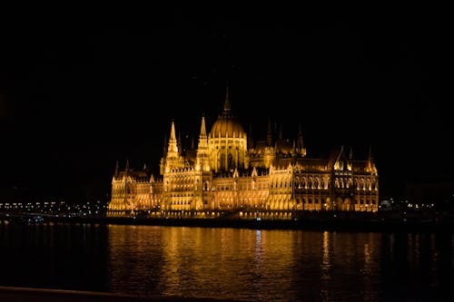 Gratuit Photos gratuites de architecture, bâtiment du gouvernement, bâtiment du parlement hongrois Photos