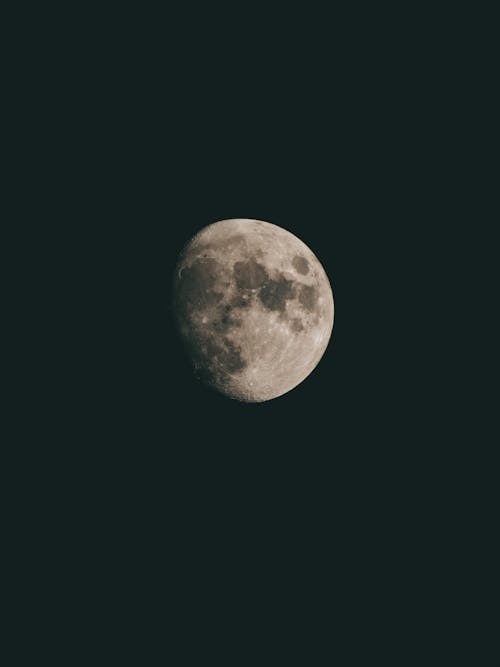 Foto profissional grátis de à noite, fundo 4k, lua