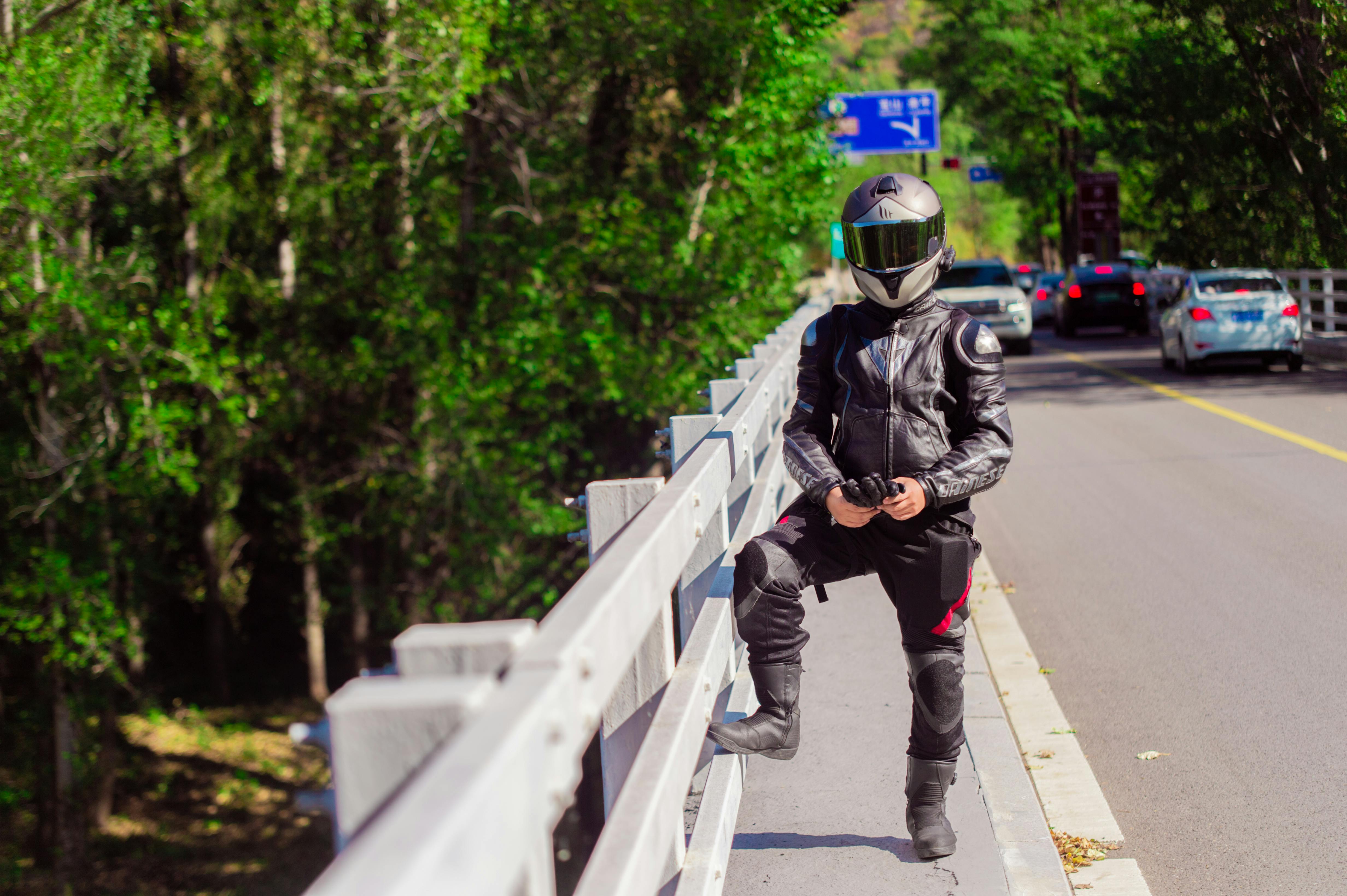 WeRide and Lenovo aim to jointly deploy 200,000 autonomous vehicles — Photo by Zszen John on Pexels