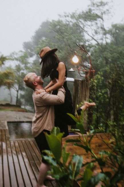 Fotomural Fotos de stock gratuitas de abrazos de pareja, amante de la playa, amor