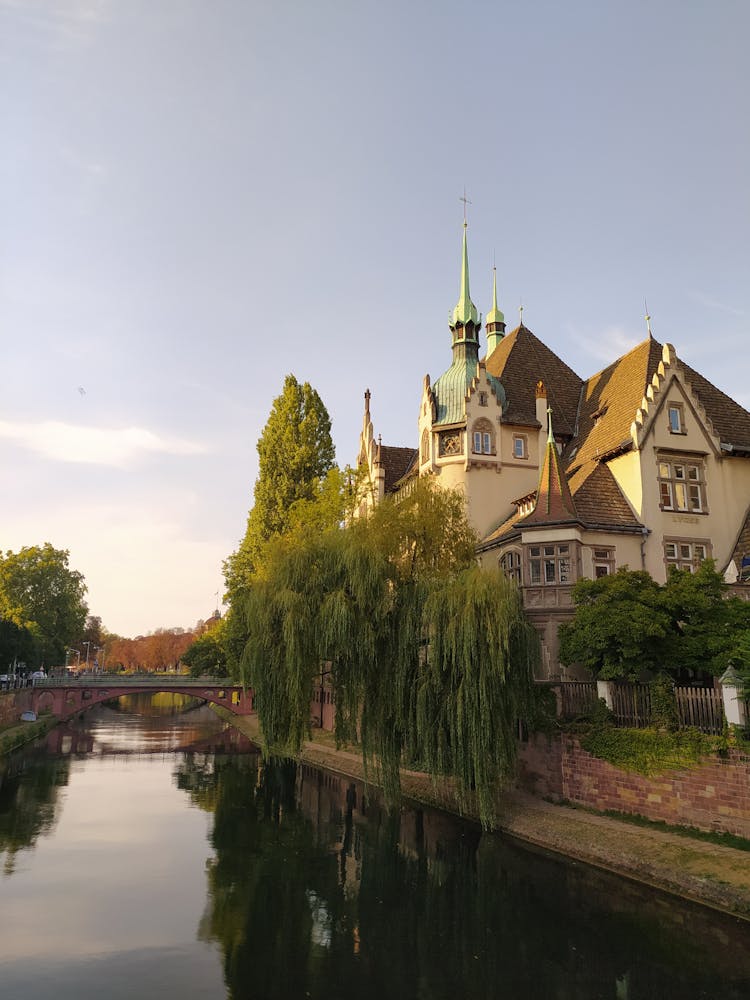 The Pontonniers International School In Strassburg, France