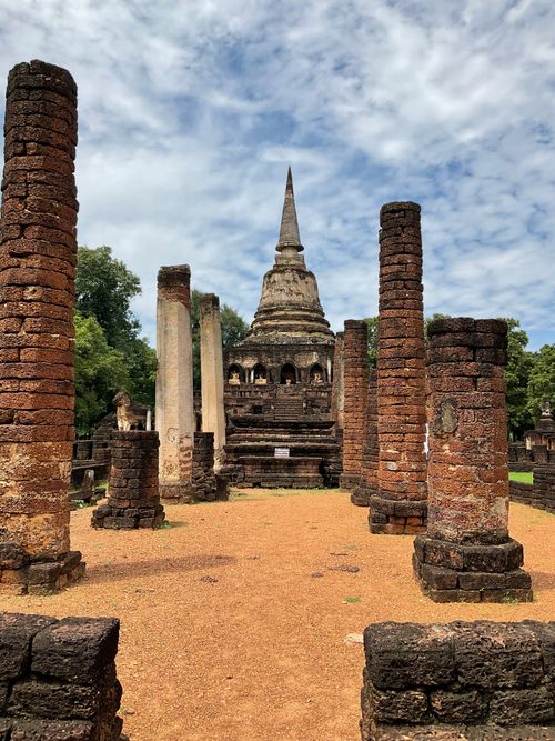 Free Explore the historical ruins of Wat Chang Lom in Sukhothai, Thailand. A UNESCO World Heritage Site. Stock Photo