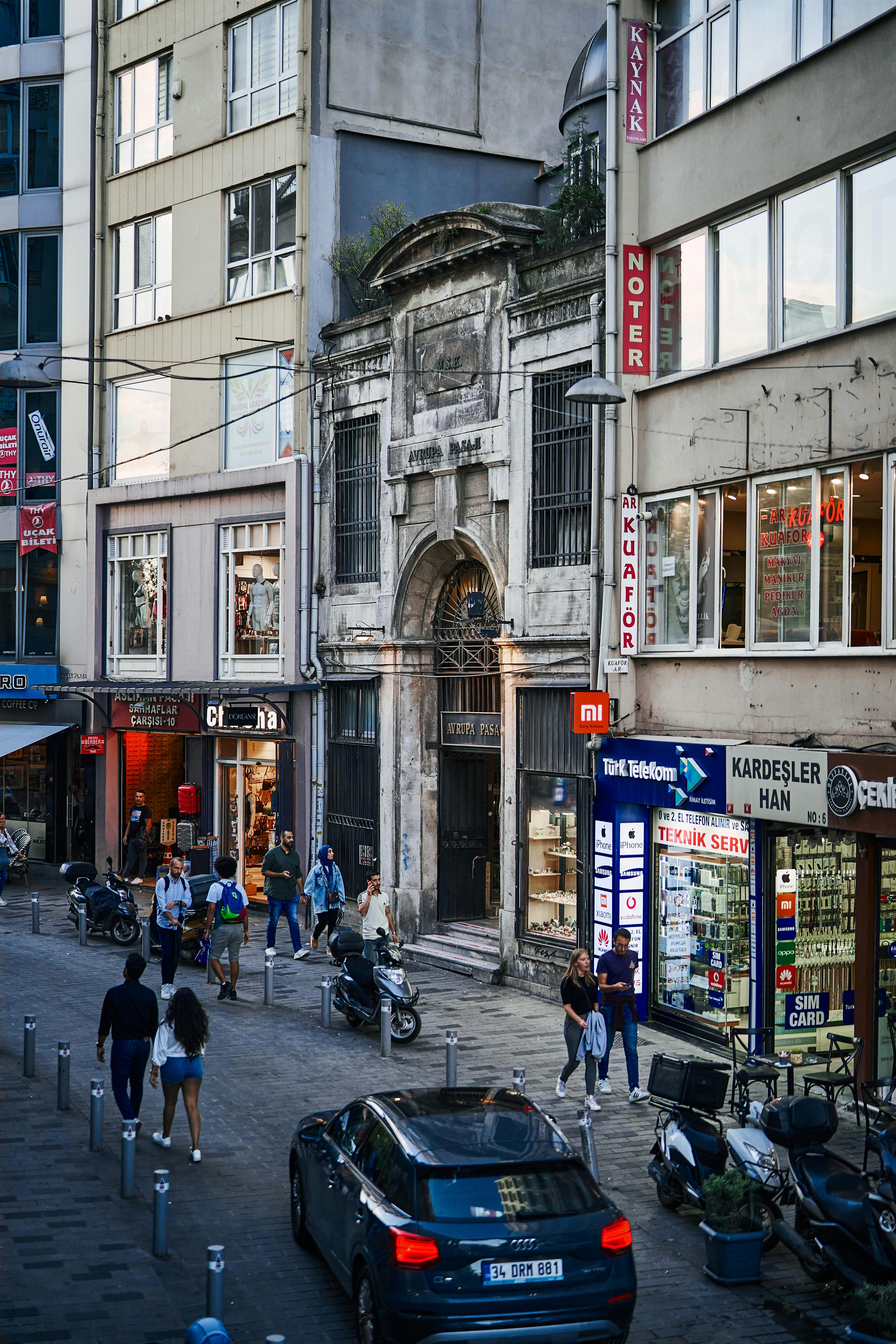 Binders Ftm In Stores Photos, Download Free Binders Ftm In Stores Stock