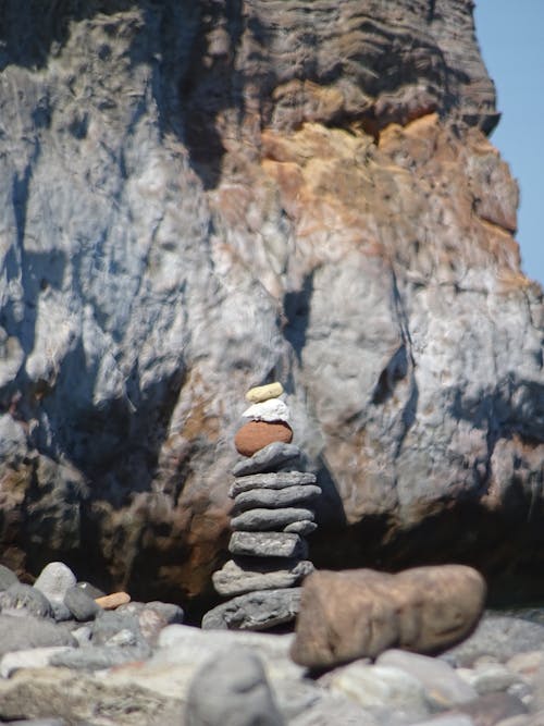 cairnryan, dengede kayalar, inukshuk içeren Ücretsiz stok fotoğraf