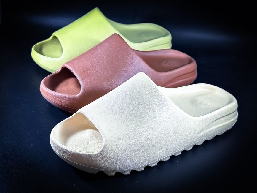 beige adidas Adilette 00s slides with chunky silhouette beige adidas Adilette 00s slides with chunky silhouette