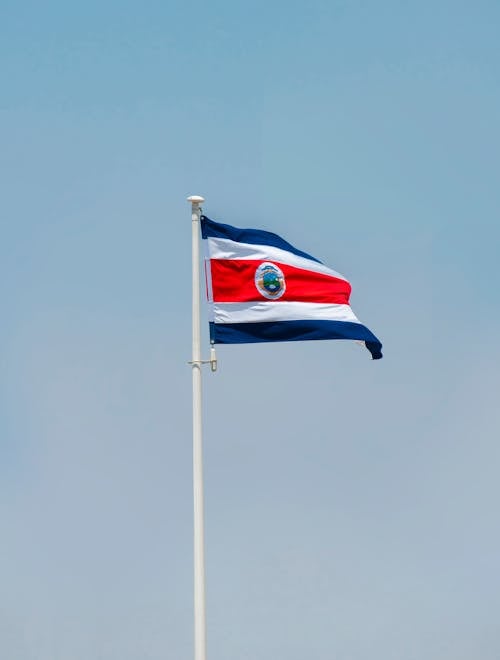 Kostenloses Stock Foto zu blauer himmel, Costa Rica-Flaggen, Costa-Rica-Flagge