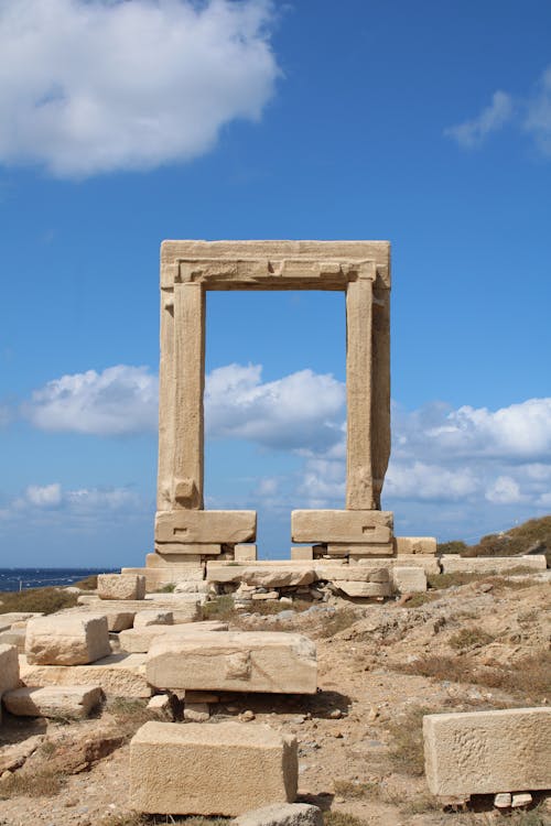 Photo of the Temple of Apollo in Naxos, Greece 