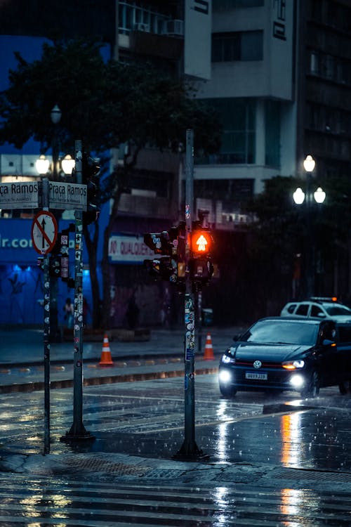 Δωρεάν στοκ φωτογραφιών με αναμένω, αυτοκίνητο, βροχή Φωτογραφία από στοκ φωτογραφιών