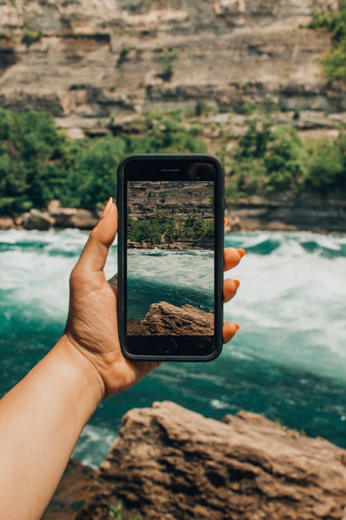 Bild Des Flusses Auf Dem Smartphone