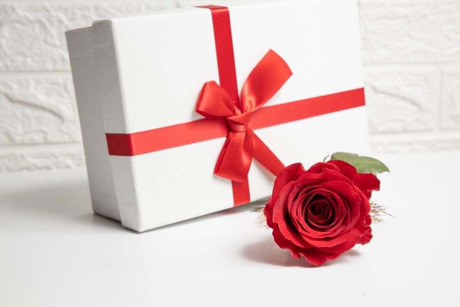 half|gift box