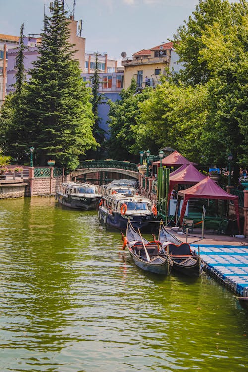 bağlı, dikey atış, gemiler içeren Ücretsiz stok fotoğraf