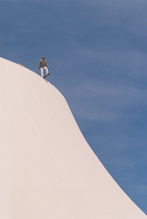 人, 垂直拍摄, 山丘 的 免费素材图片