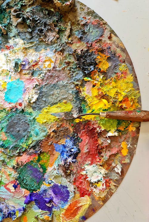 Palette with oil paint stock image. Image of background - 24882763