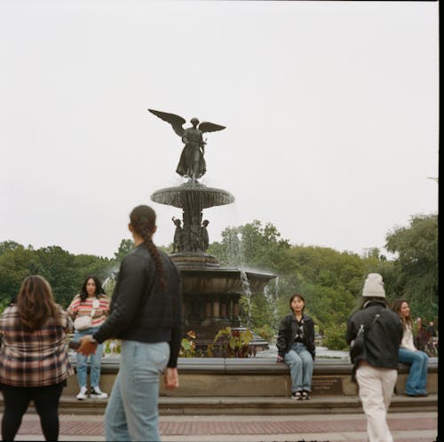 Tourists bethesda terrace central park hi-res stock photography