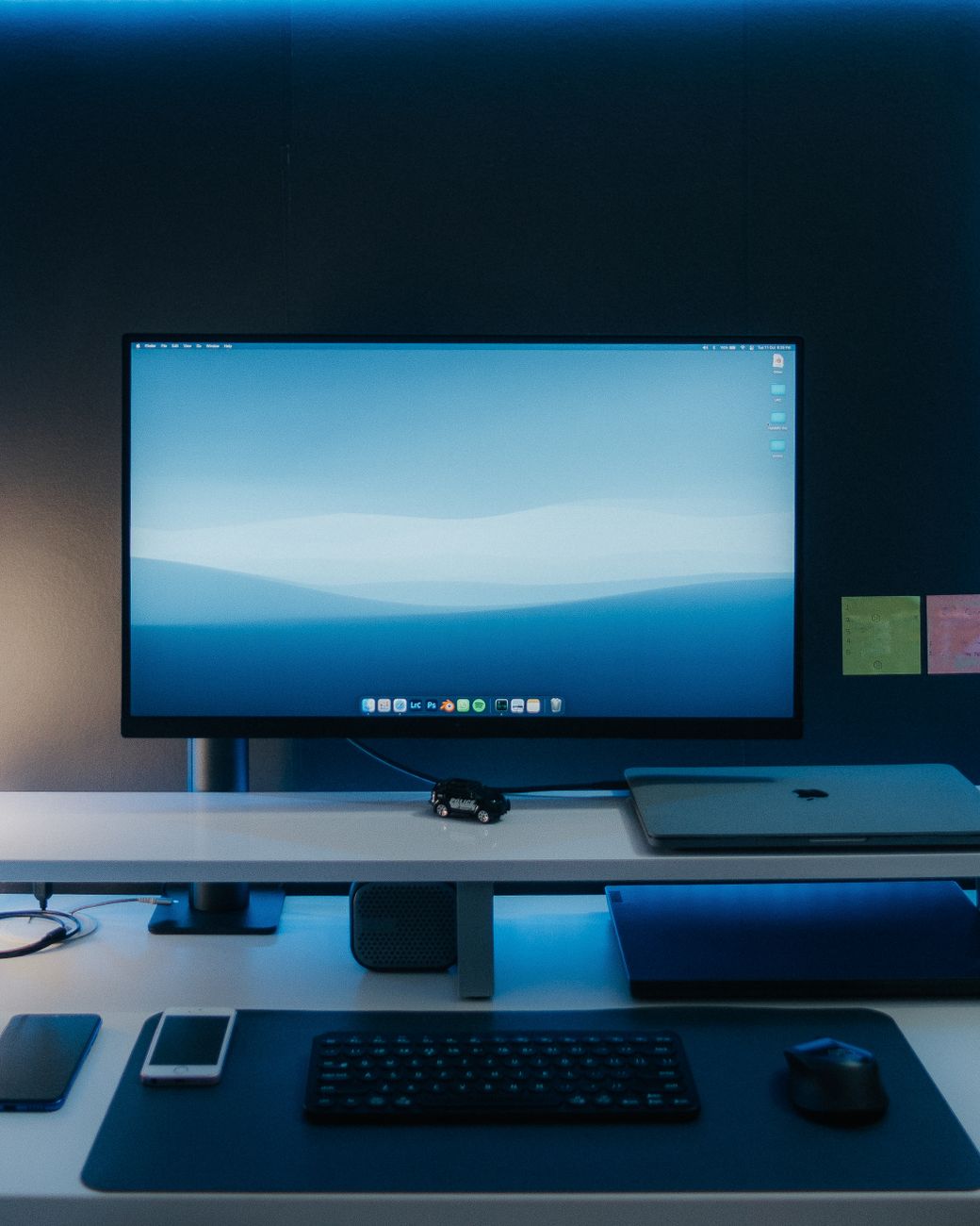 E-Ink vs LCD vs OLED: Which Display Tech is Best for Portable Devices?
