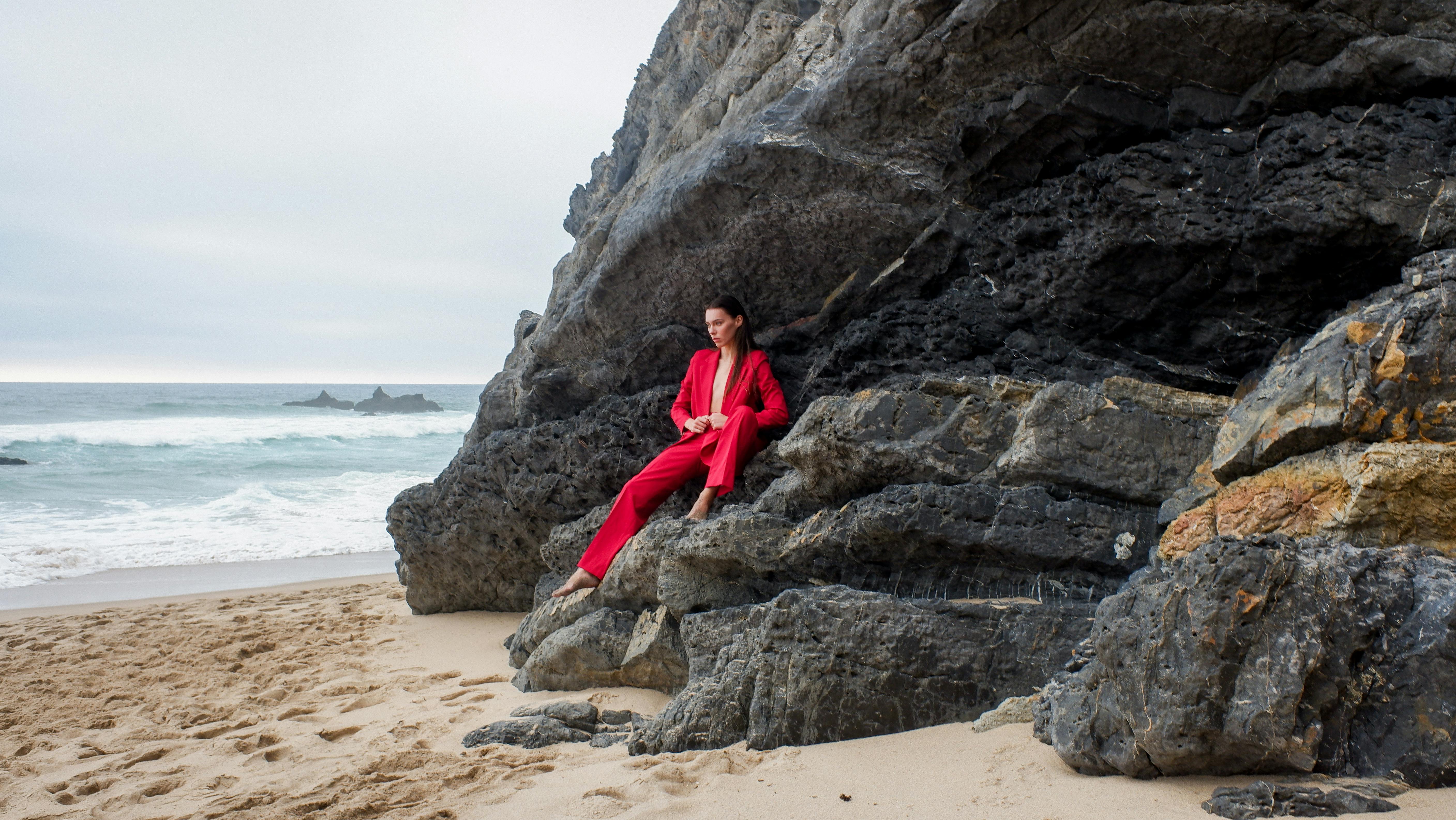 бесплатная Бесплатное стоковое фото с 20-25 years old woman, autumn, autumn color Стоковое фото