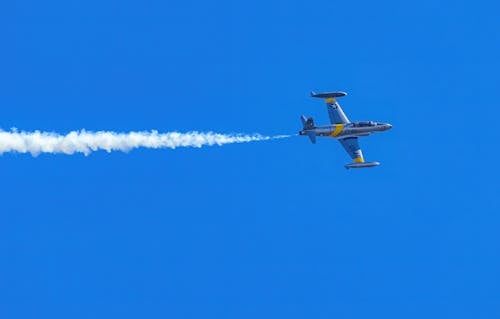 Foto d'estoc gratuïta de avió, cel, deixant de condensació