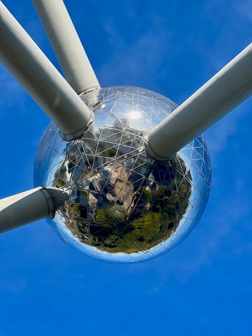 Ingyenes stockfotó alacsony szögű felvétel, atom, atomium témában