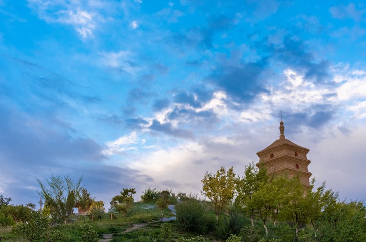 The Gian Wild Goose Pagoda On The Hilltop In Xian China