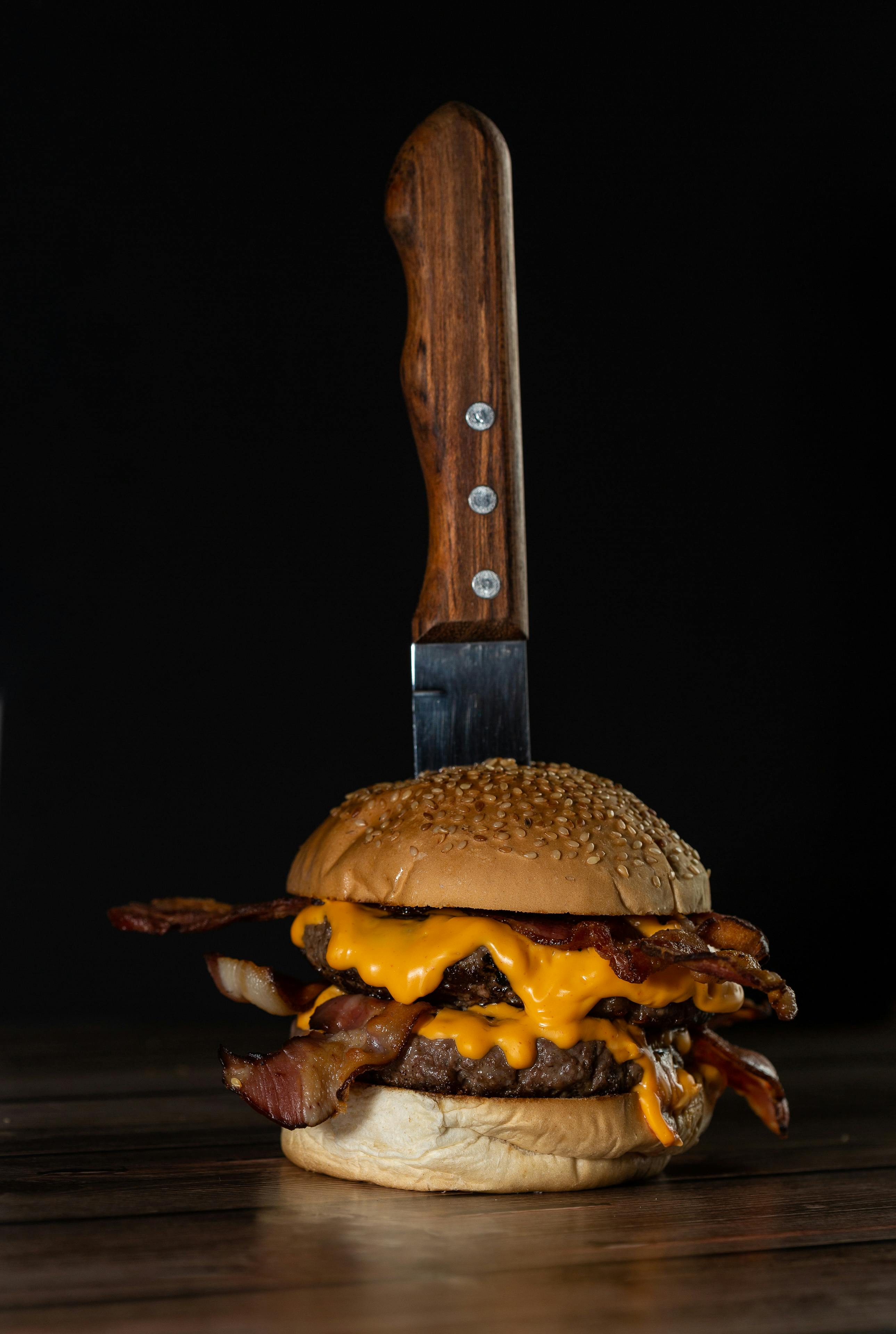 What is the rule of thirds in food photography?