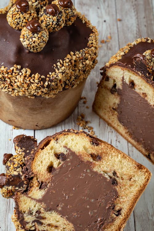 Cake with Chocolate and Hazelnuts