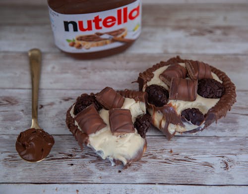 Chocolate Cookies with Cream and Nutella 