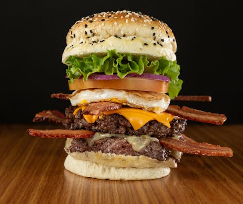 Ilmainen kuvapankkikuva tunnisteilla burgeri, hampurilainen, herkkusuu Kuvapankkikuva