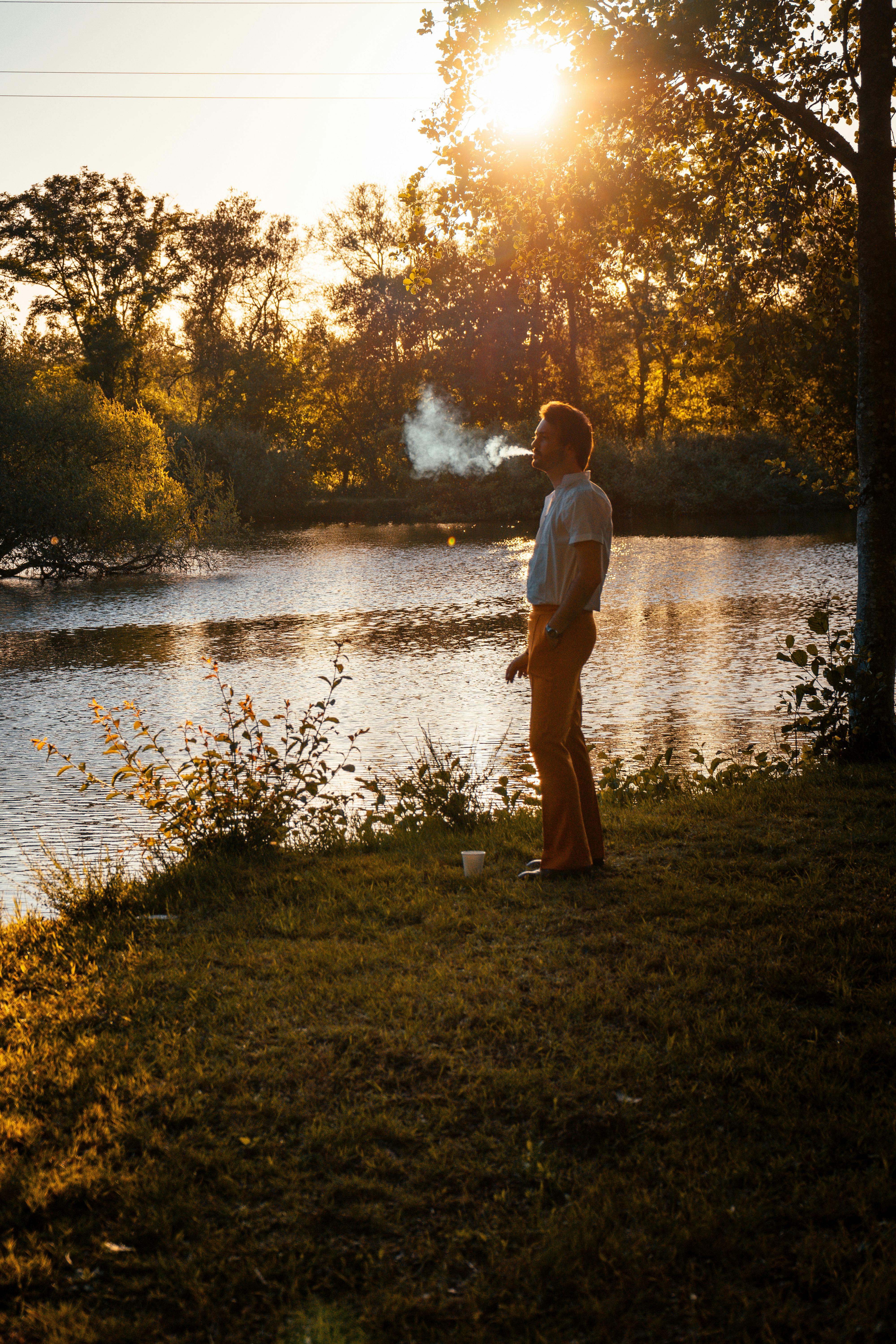 What is 80 000 a year hourly?